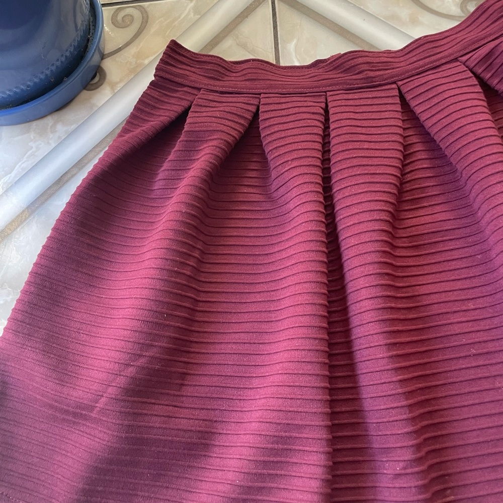 Skirt 👗 - Picture 3 of 5